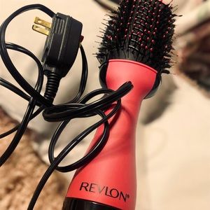 Hair drying/styling brush